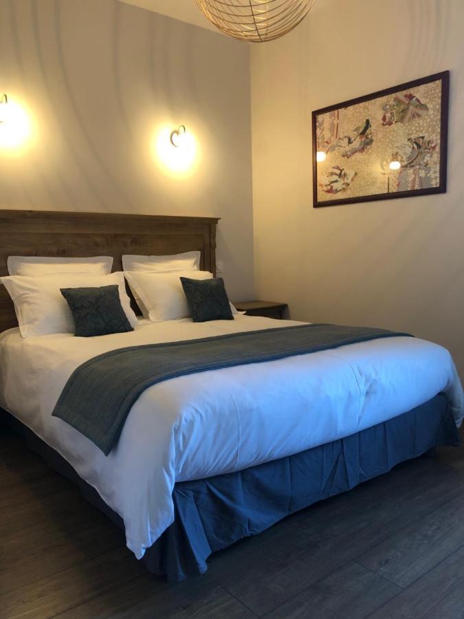 Domaine De Monplaisir Bed & Breakfast Caylus Ngoại thất bức ảnh