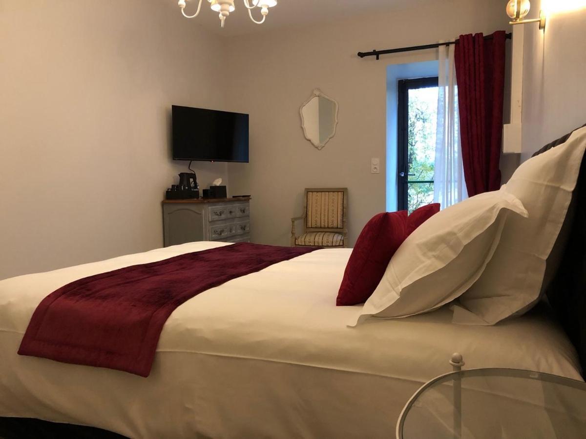 Domaine De Monplaisir Bed & Breakfast Caylus Ngoại thất bức ảnh
